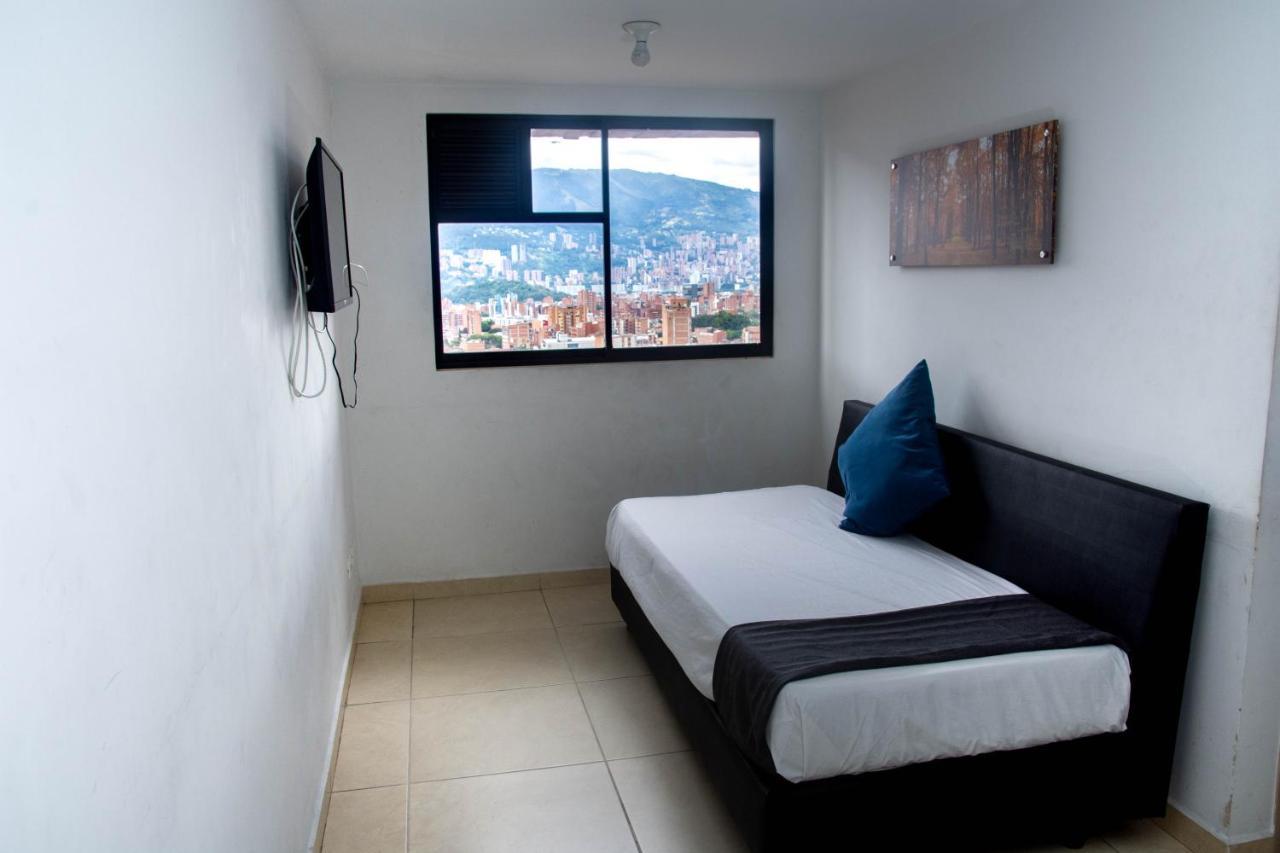 13 Trece Aparta Hotel Medellin
